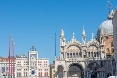 Venedik şehrinin keşfi ve küçük kanalları ve romantik sokakları, İtalya