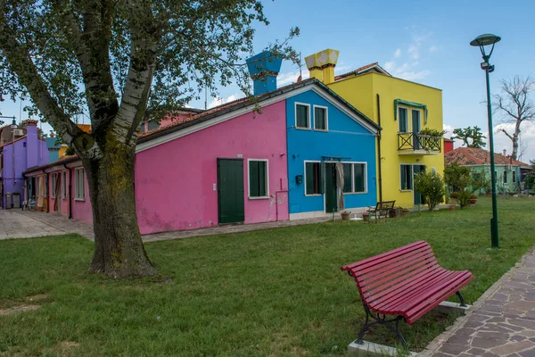 Descubrimiento Ciudad Venecia Burano Sus Pequeños Canales Callejones Románticos Italia — Foto de Stock