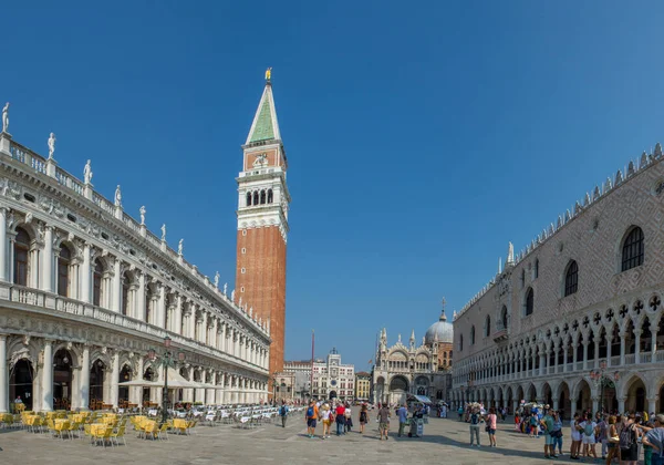 Ontdekking Van Stad Venetië Haar Kleine Grachten Romantische Steegjes Italië — Stockfoto