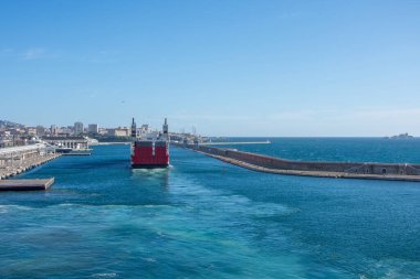 Fransa 'nın Mayıs ayında Marsilya limanı ve bölge adalarının keşfi