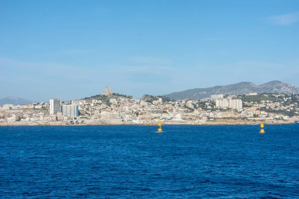 五月发现了马赛港和该地区的岛屿 — 图库照片