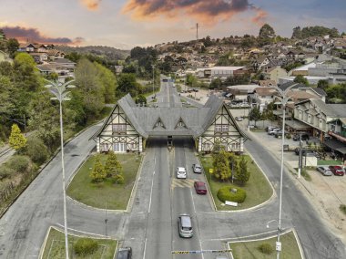 Turist şehri Campos 'a giden yol Jordo' ya çıkıyor..