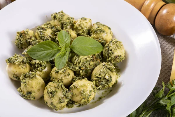 Potato Gnocchi Pesto Sauce — Stock Photo, Image