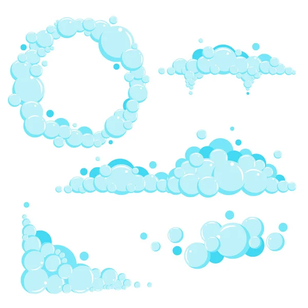 Set di schiuma di sapone cartone animato con bolle. Suds azzurro di bagno, shampoo, rasatura, mousse. Illustrazione vettoriale — Vettoriale Stock