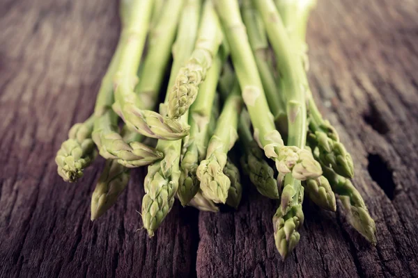  Tahta masada taze kuşkonmaz.