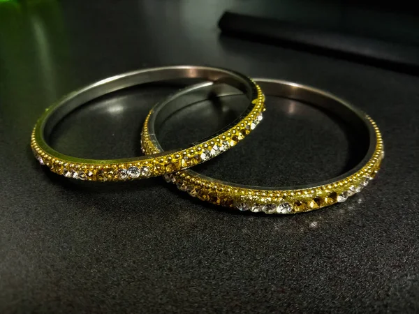 indian gold women jewellery bangle