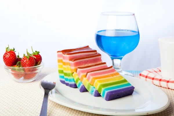 Strato di arcobaleno alimentare indonesiano (Lapis Rainbow ) Immagine Stock