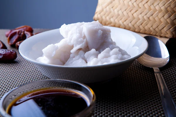 Ramadan Food Bubur Lemu indonesio con azúcar roja —  Fotos de Stock