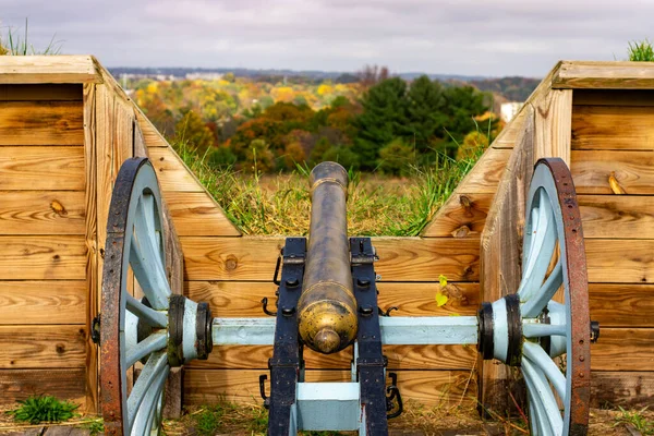 Eine Kanone Aus Der Zeit Des Revolutionskrieges Blickt Aus General Stockbild
