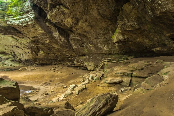 Cueva de ceniza — Foto de Stock