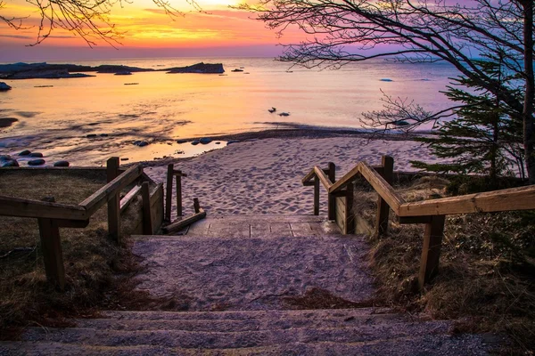 Escaleras a la playa — Foto de Stock