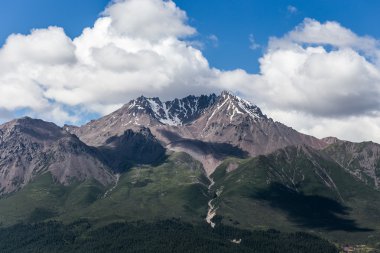 Qilian karla kaplı Güzellik