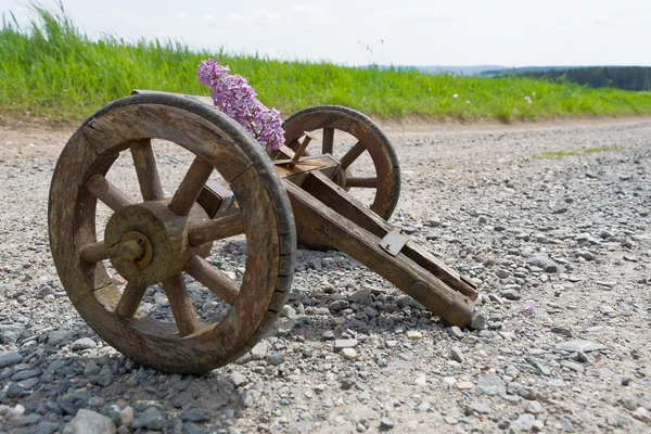 Handcart on a dirt road — Stock Photo, Image