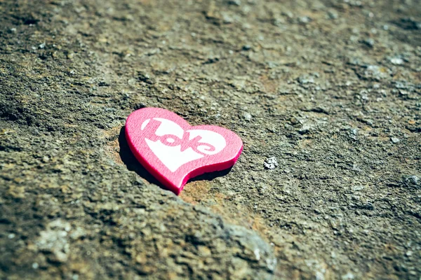 Heart on stone — Stock Photo, Image