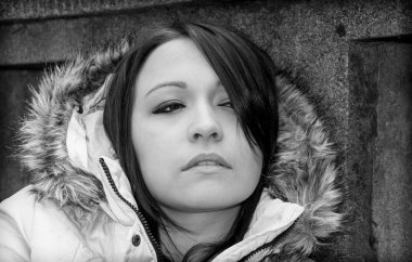 Kürk ceket III kadınla