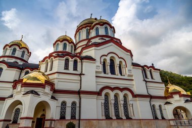Yeni Athos, Abhazya - 28 Eylül 2019. Yeni Athos şehrindeki Ortodoks manastırı