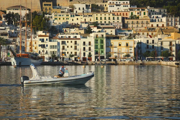 Ibiza Spanien Augusti 2020 Selektivt Fokus Byggnad Vackra Ibiza Gamla — Stockfoto