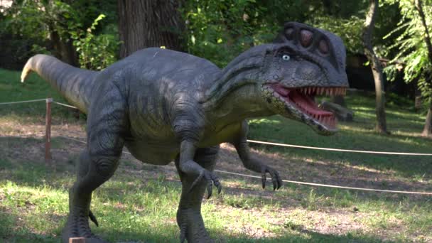 Utställning Rörliga Modelldjur Från Förhistorisk Tid Dinopark Mekanisk Skulptur Dinosaurie — Stockvideo