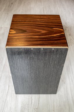 Cajon - afro-Peru müzik aleti