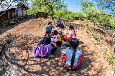 H'mong etnik kadınlar