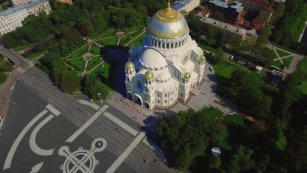Cathedral of St Nicholas in Kronstadt Saint Petersburg — Stock Video