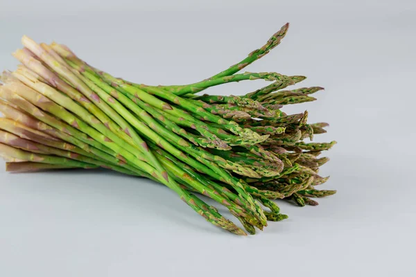 Green Asparagus Sprouts Heap White Isolated Background Healthy Food — Stock Photo, Image