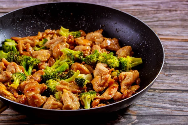Spicy Chicken Teriyaki Broccoli Pan Wooden Rustic Background — Stock Photo, Image