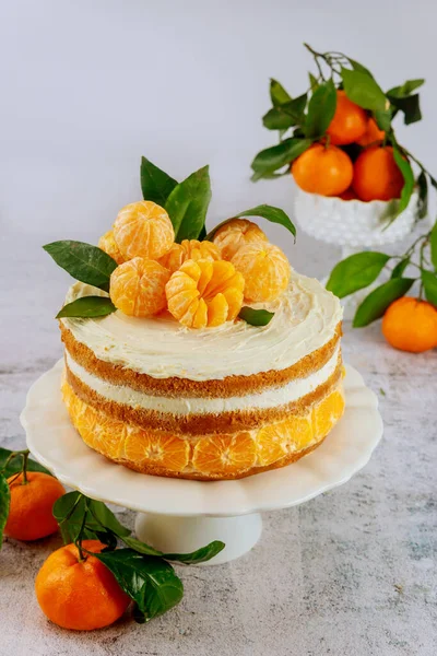 Gâteau Aux Agrumes Décoré Mandarine Fraîche Gâteau Aux Fruits — Photo