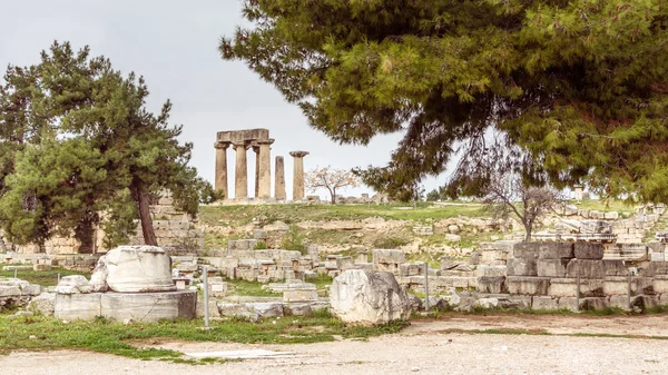 Stadsbilden i Patras på Peloponnesos i Grekland. Visa från det historiska slottet i centrala staden. — Stockfoto