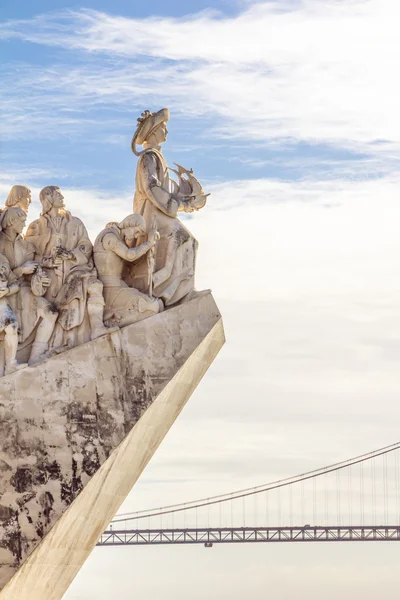 Monumento a los Descubrimientos, Lisboa, Portugal - 3 de marzo de 2016 : —  Fotos de Stock