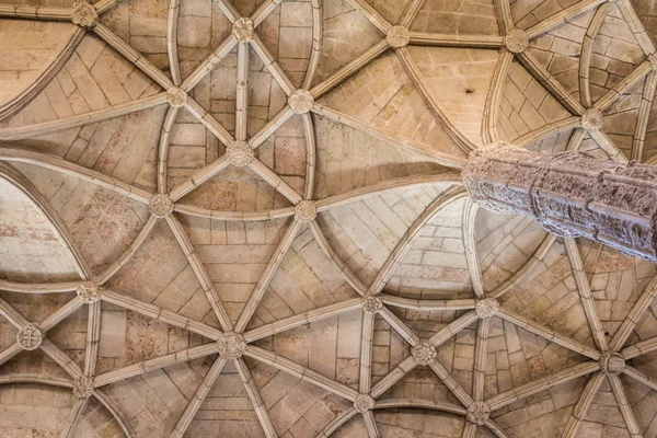 Tavan Hieronymus Manastırı, tourits için popüler bir yer