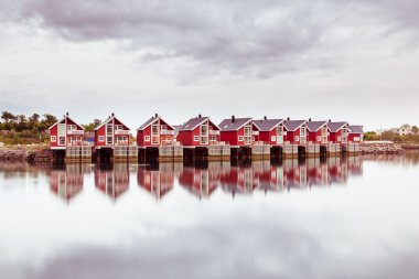 Svolvaer Lofoten içinde Norw güzel rorbu veya fishermans evlerde