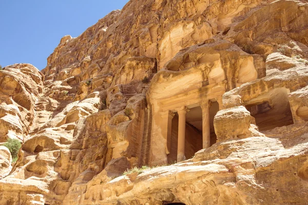 Délire nabatéen du Siq al-Barid (Little Petra) en Jordanie . — Photo