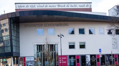 Deventer Hollanda Tiyatrosu