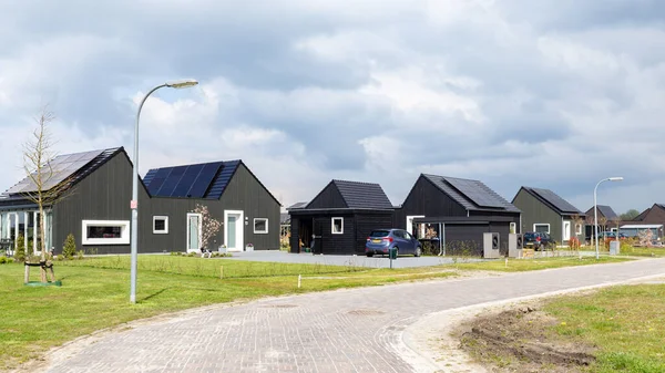 Modern fenntartható faházak Hollandiában — Stock Fotó