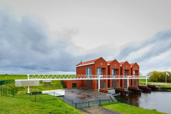 Estación de bombeo Termunterzijl en Groningren in teh Países Bajos —  Fotos de Stock