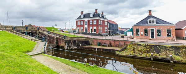 Wioska Termunterzijl w Groningren w Holandii — Zdjęcie stockowe