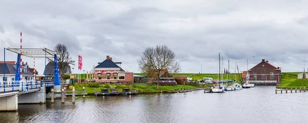 Village Termunterzijl en Groningren en los Países Bajos — Foto de Stock