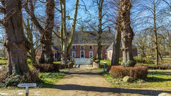 Estate Mensinge i Roden i Nederländerna — Stockfoto
