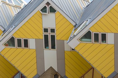 Rotterdam, Hollanda - Temmuz 7: küp piet blo tarafından tasarlanan evler