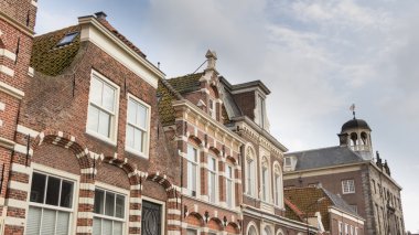 Bir Enkhuizen sokaklarda geleneksel Hollanda Evi