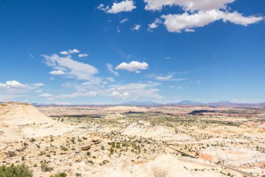 Karayolu 12 Boulder ve Escalante Utah bizim aramızdaki çöller aracılığıyla bir milyon dolarlık yol