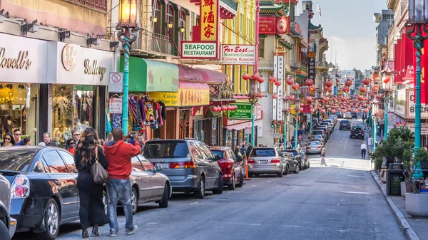 San Francisco, us - 1. august 2014: chinatown san francisco — Stockfoto