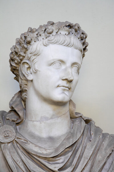 VATICAN - FEBRUARY 23, 2015: Statue of Caesar