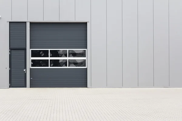 Front wall of a  modern business unit — Stock Photo, Image