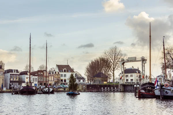 El puerto museo de Gouda en los Países Bajos — Foto de Stock