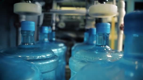 Factory Automatically Check The Integrity Of Plastic Bottles Or Gallons