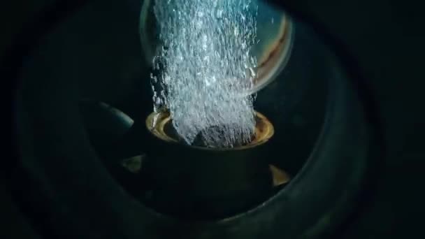 Gezuiverd bronwater vulinstallatie, wateroxygenatie apparatuur — Stockvideo