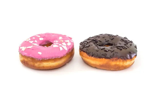 Zwei Traditionelle Amerikanische Donuts Mit Schokolade Und Rosa Zuckerguss Und — Stockfoto