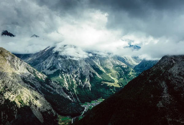 Dağ manzarası — Stok fotoğraf